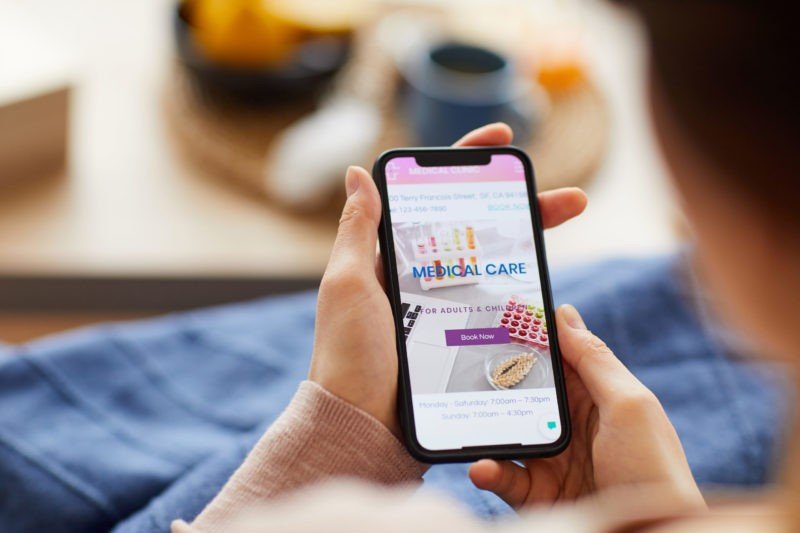 Using Shopify on smartphone