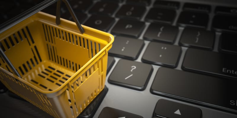 how does woocommerce work