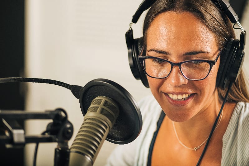 how to come up with podcast topics