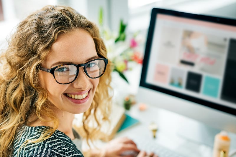 return on ad spend formula