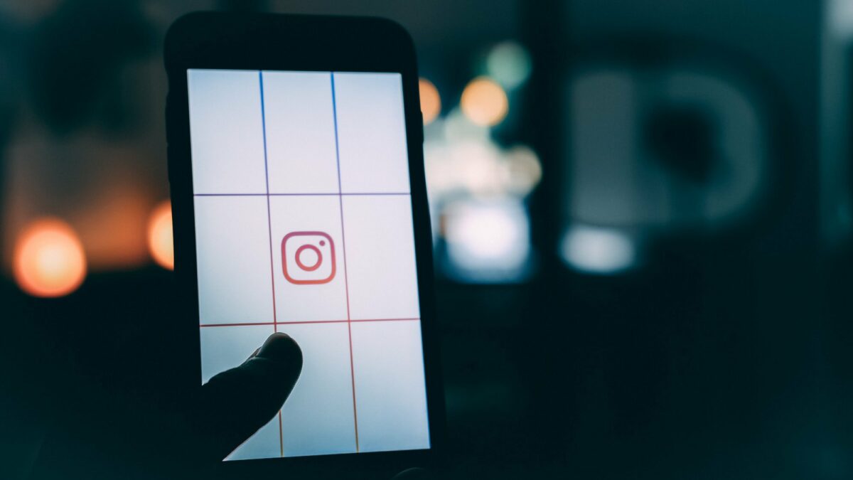 How Do You Endorse Your Brand with Instagram Stories?