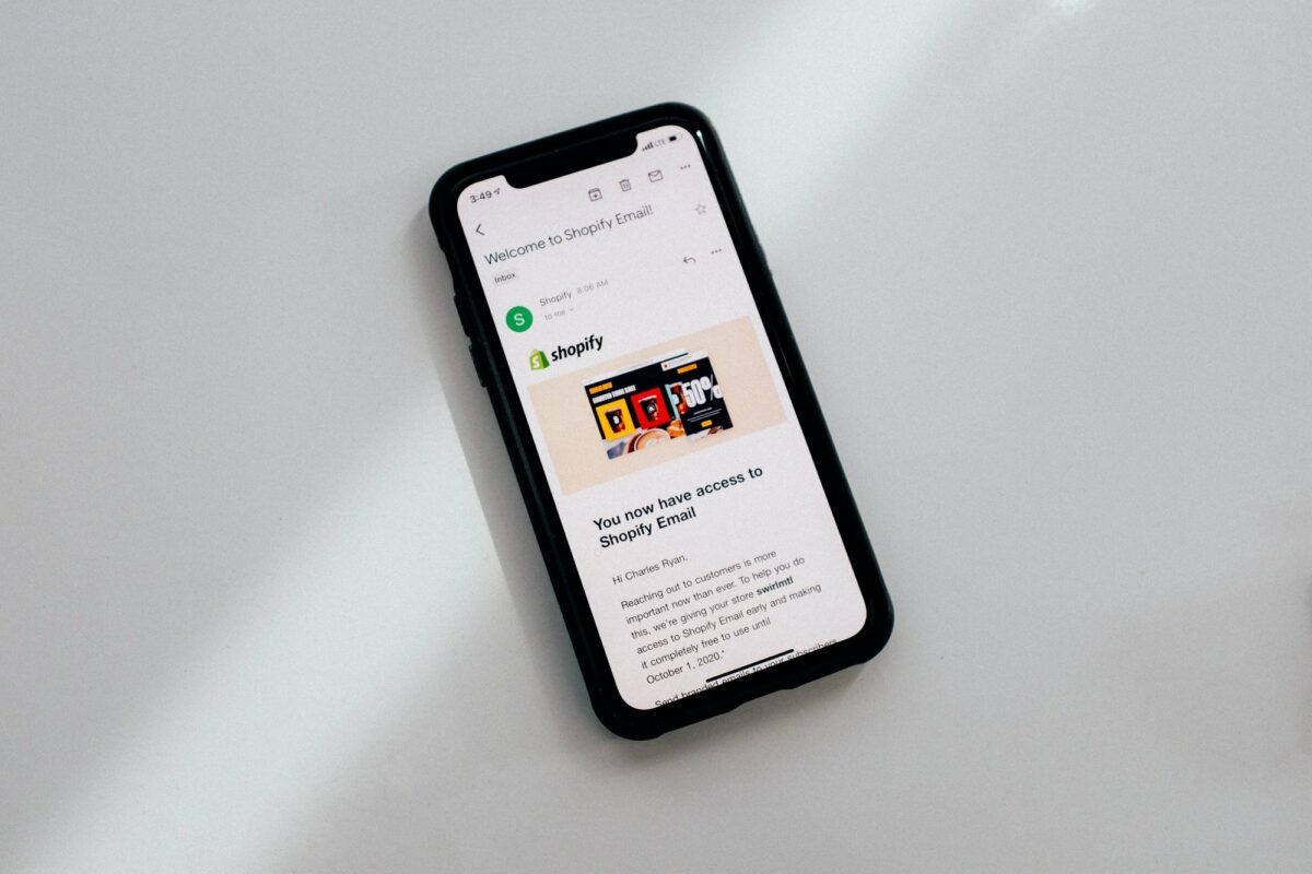 What is the Difference Between Shopify vs Shopify Plus?