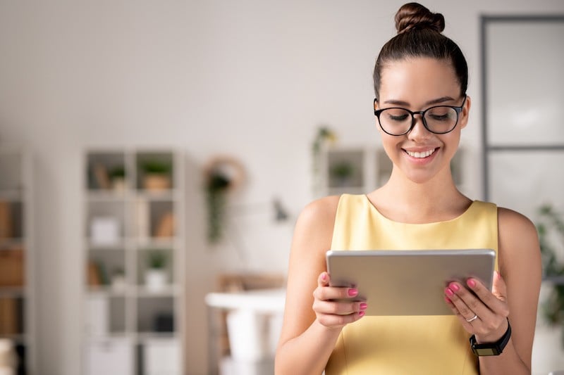 cheapest way to drive traffic to a website