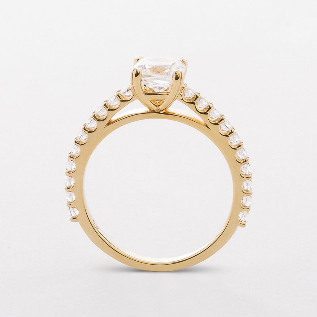 wedding ring