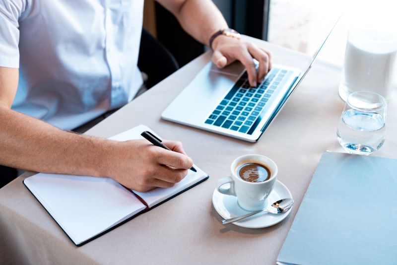 copywriter with a cup of coffee 