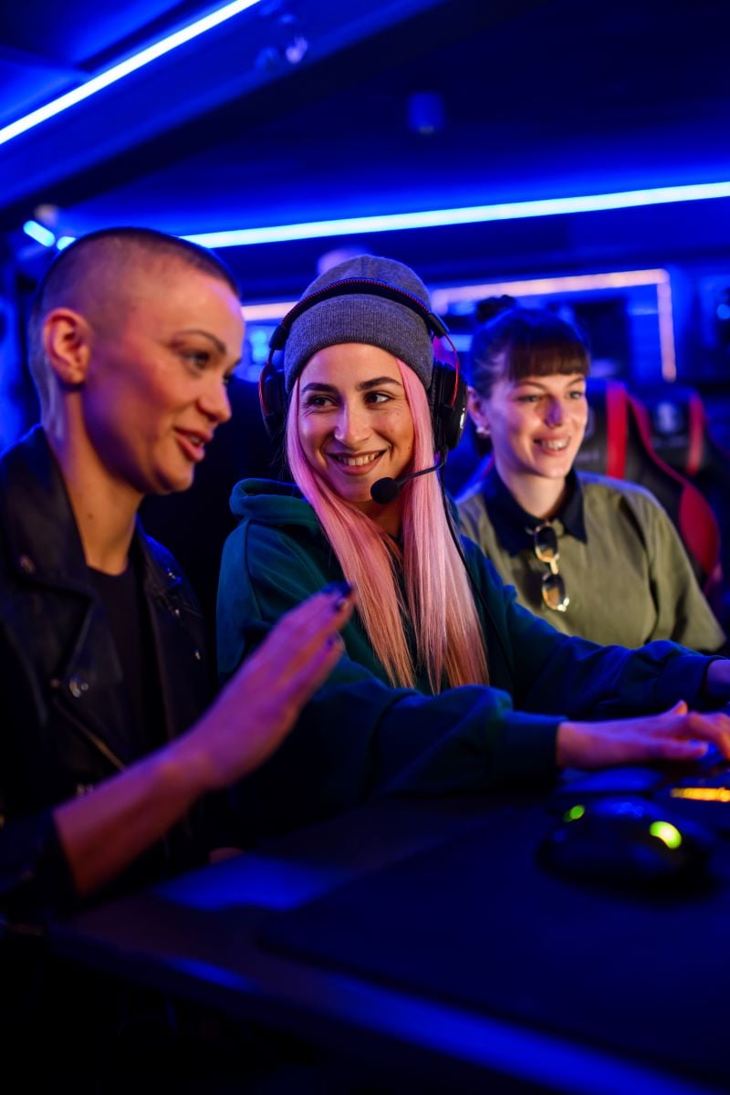 gamer girl